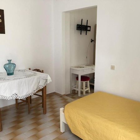 Loula'S Apartments Gouvia Bagian luar foto