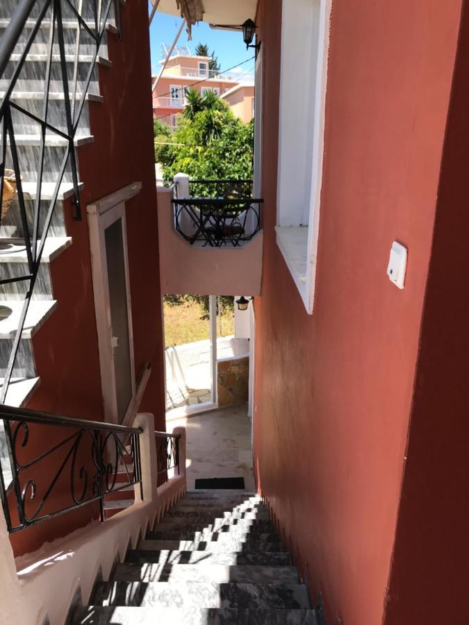 Loula'S Apartments Gouvia Bagian luar foto